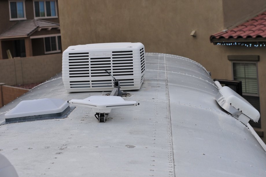 Top Mini Split AC Systems For RVs And Campers